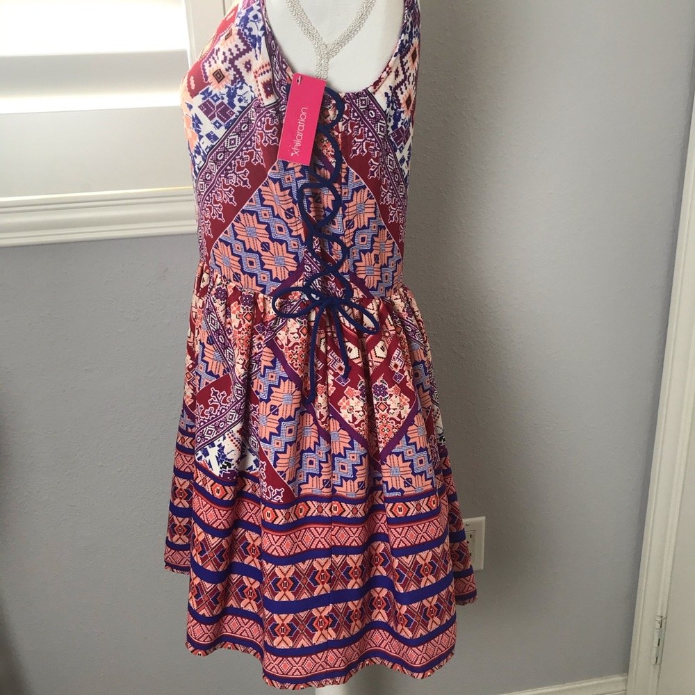 NWT Xhilaration size M bold print & lace up side - Picture 2 of 6